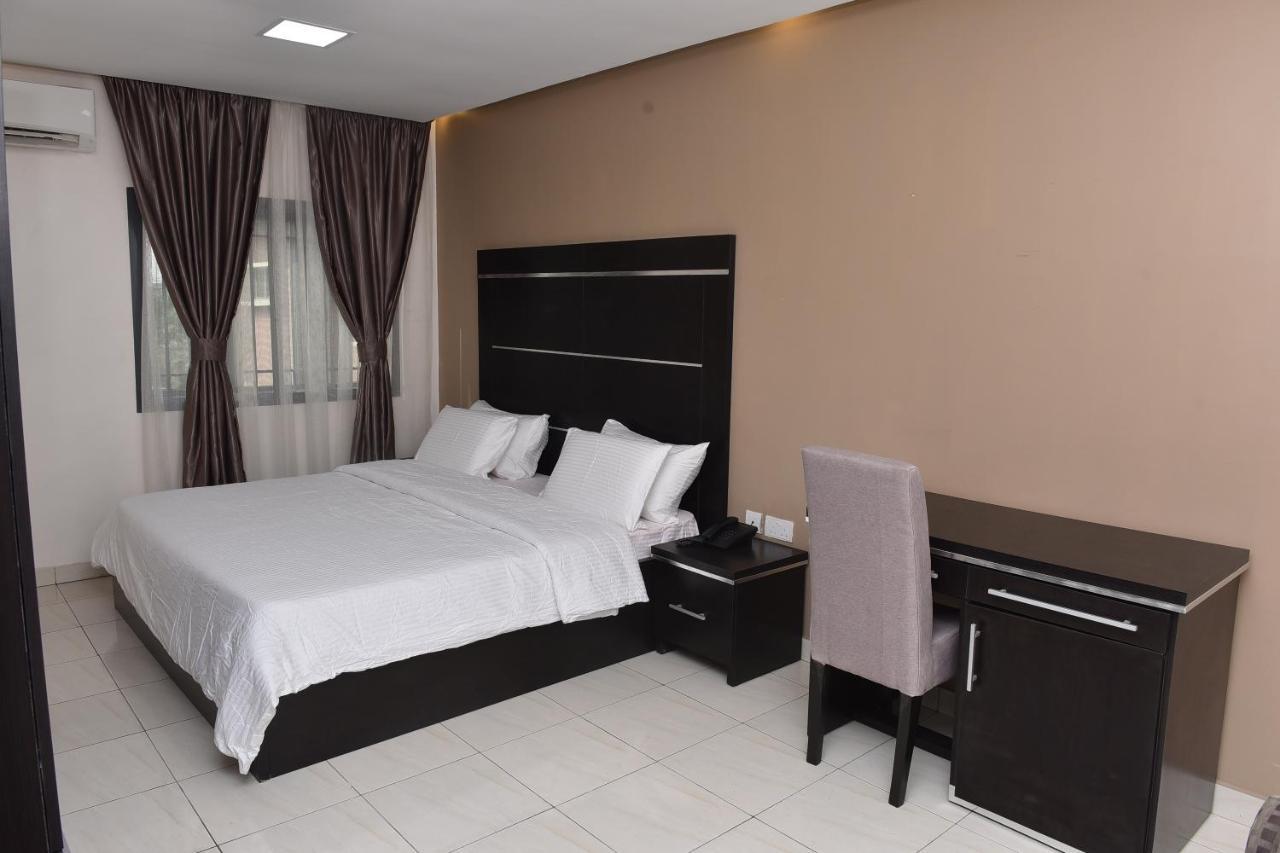 Urban Metro Inn Lagos Exterior foto